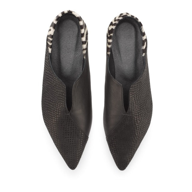 BREAK RULES AGAIN Black