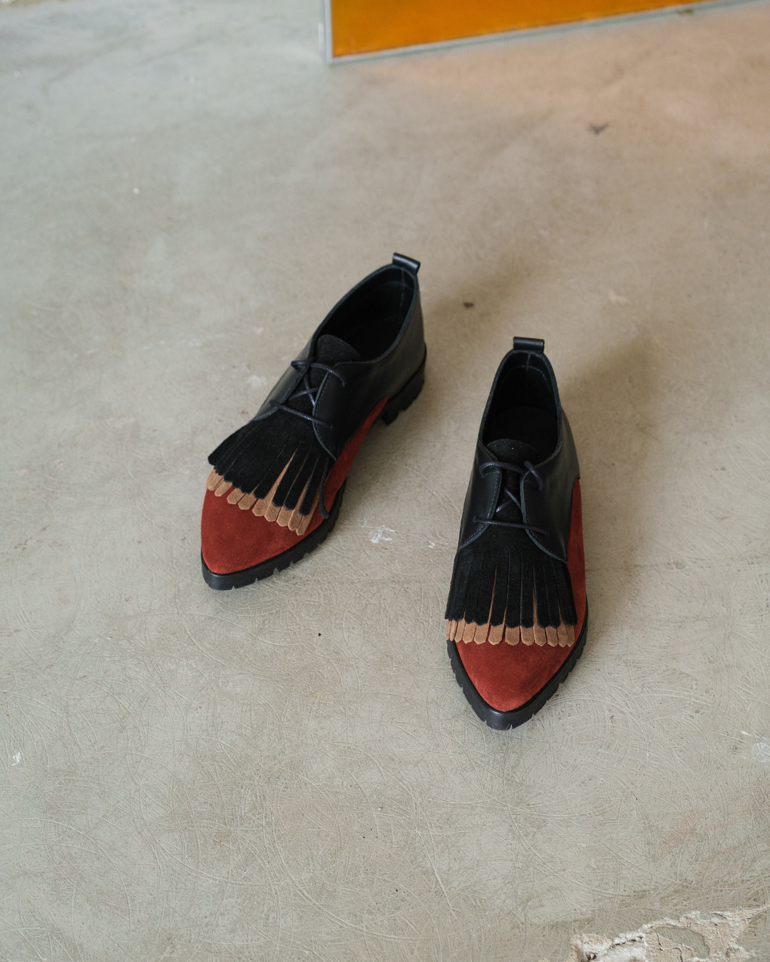 AYU CHUNCKY BLACK & BURGUNDY